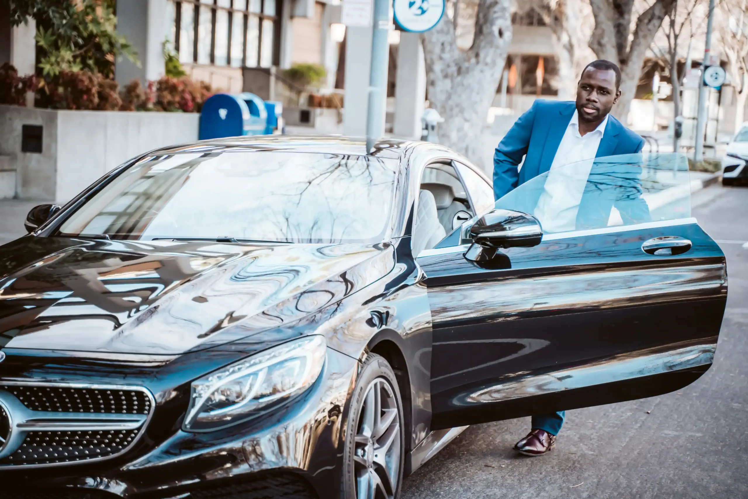 Things You Need to Know Before Hiring Seattle Black Car Service